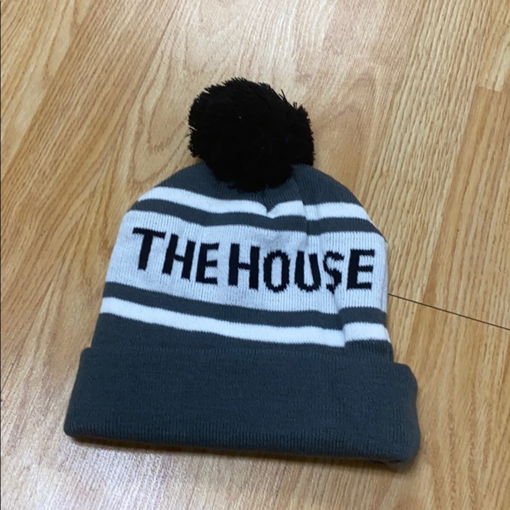 House Beanie Pom Pom